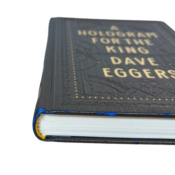 A Hologram For The King by Dave Eggers - Picture 2 of 13